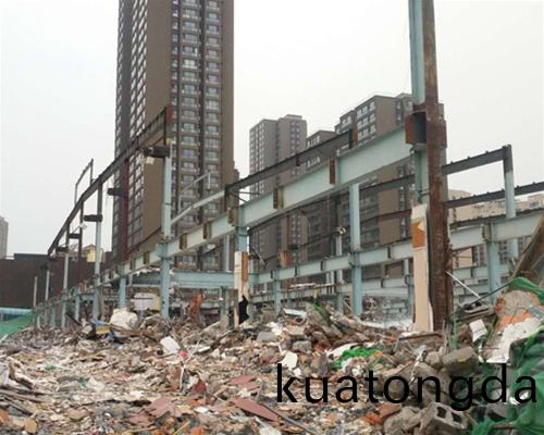 拆(chai)遷(qian)工程