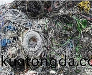 電(dian)線電纜(lan)迴(hui)收(shou)